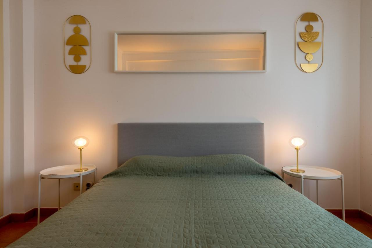 Beautiful Seaside Apartments タヴィラ エクステリア 写真